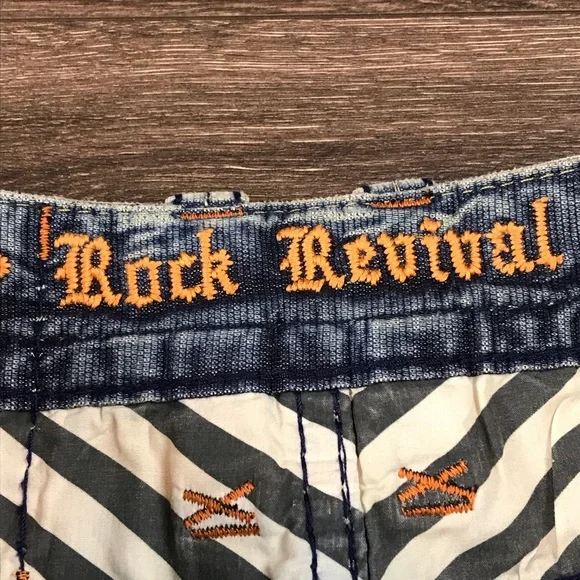 Rock Revival Jacoby Men's Attire Straight Denim Faded Jeans Size 32 NEW